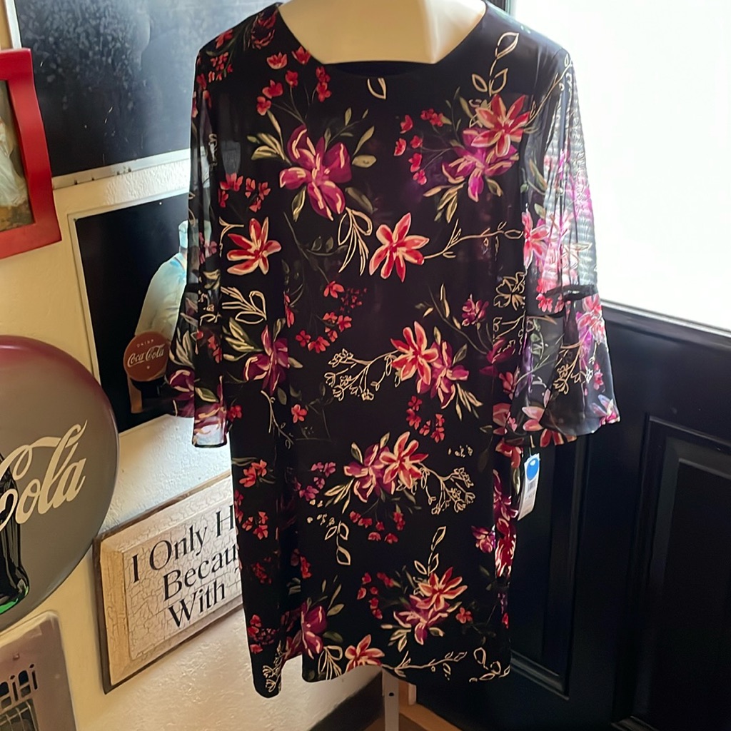 Brand New Studio One Size X-Large Dress